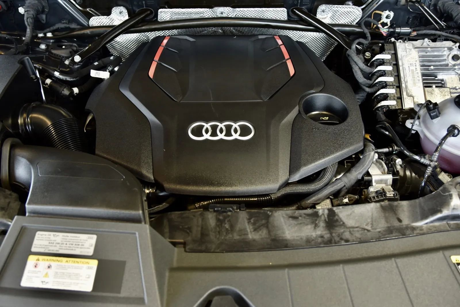 Used 2024 Audi SQ5 Premium Plus w/ S Sport Package AWD/4WD image 30