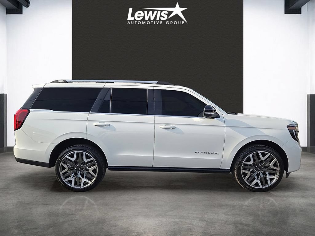 Used 2026 Ford Expedition Platinum w/ Platinum Ultimate Package AWD/4WD image 5