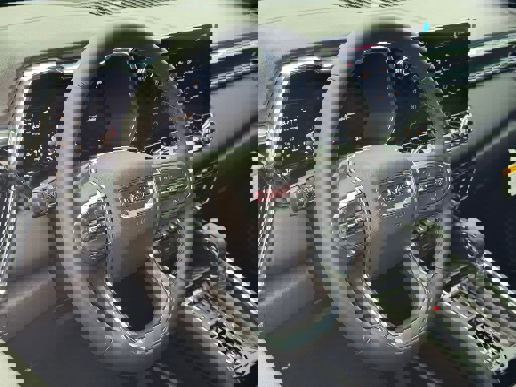 New 2026 GMC Canyon Elevation w/ Convenience Package image 17