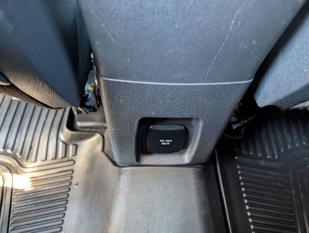 Used 2020 Ford EcoSport Titanium image 40