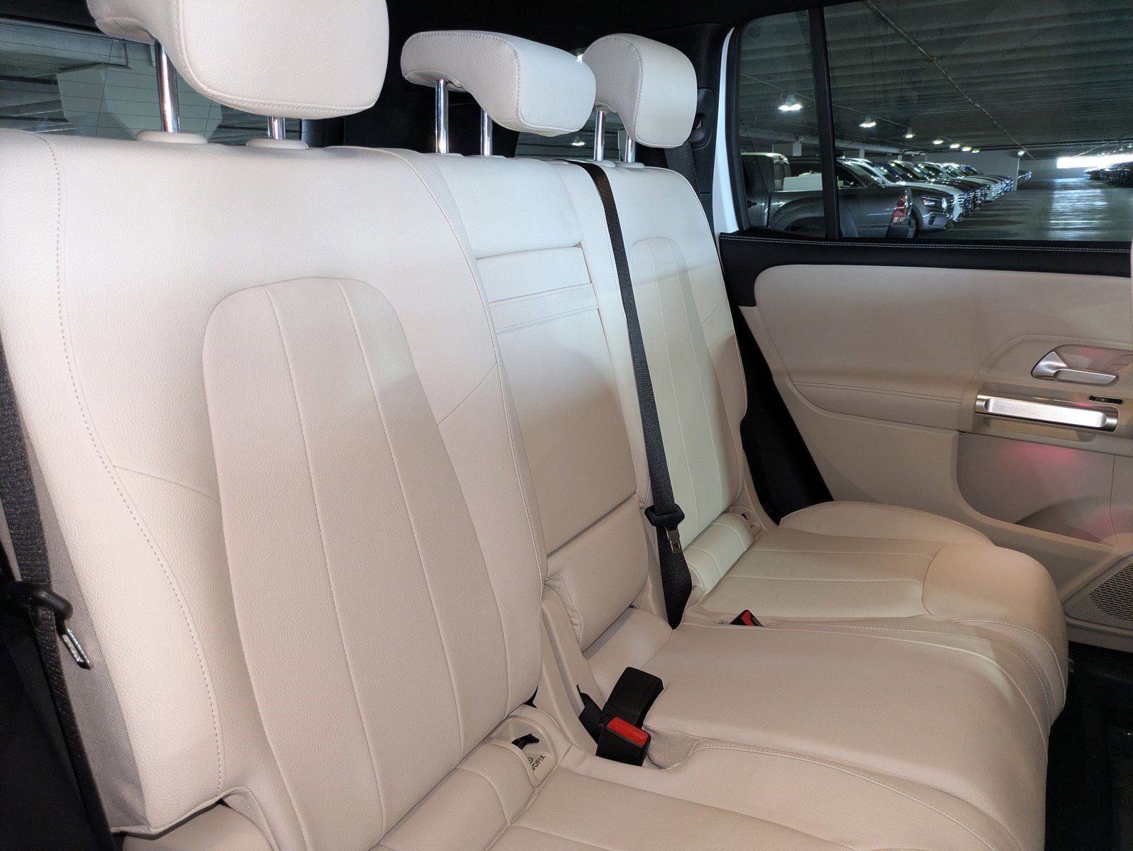 Certified 2025 Mercedes-Benz GLB 250 image 18