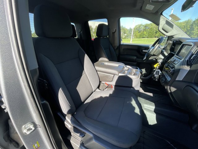 Used 2020 Chevrolet Silverado 1500 Custom w/ Custom Value Package AWD/4WD image 26