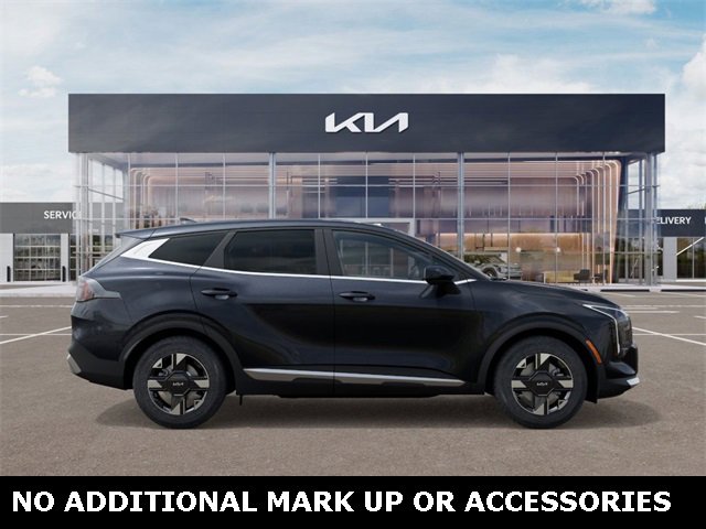 New 2026 Kia Sportage LX image 7