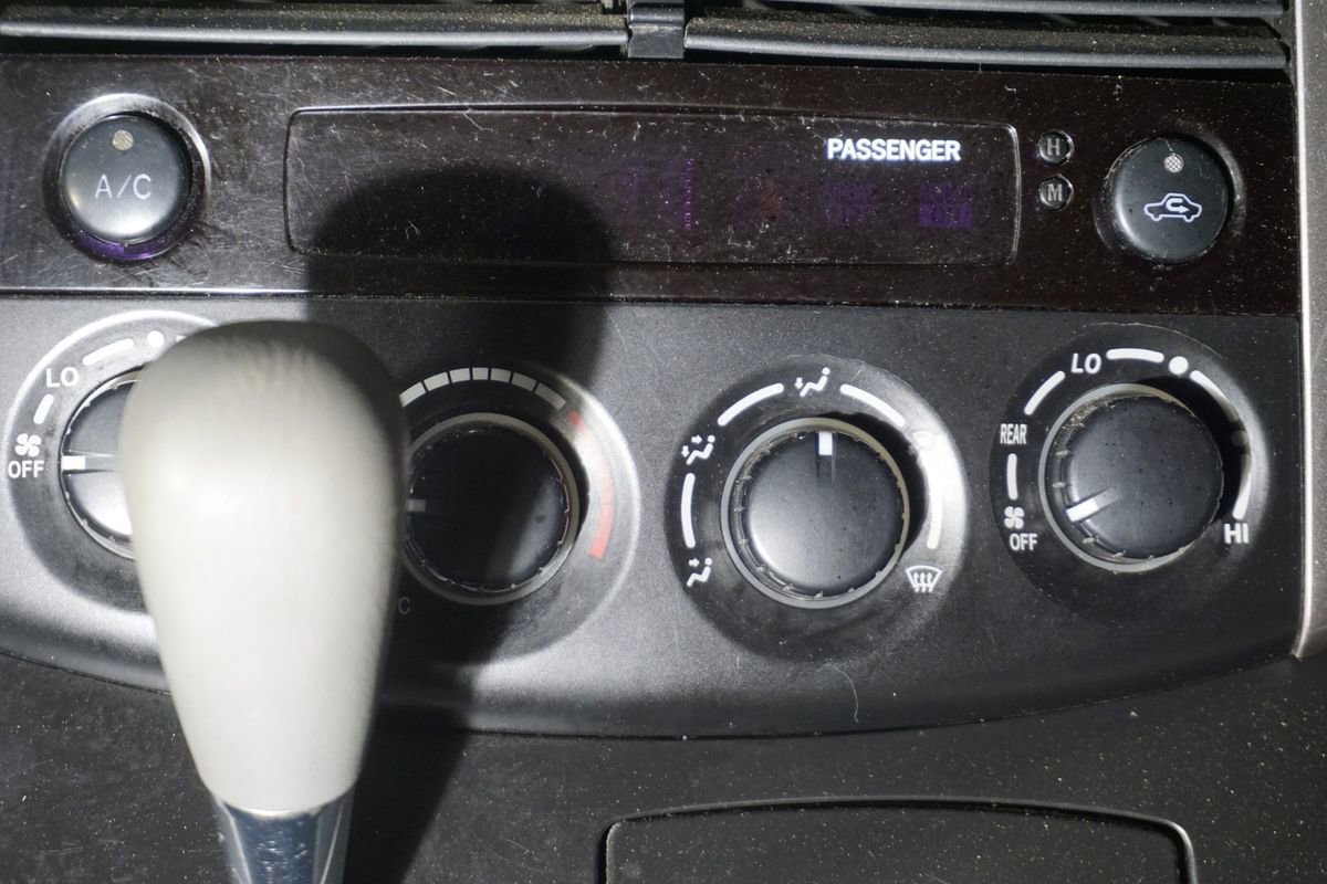 Used 2006 Toyota Sienna CE FWD image 14
