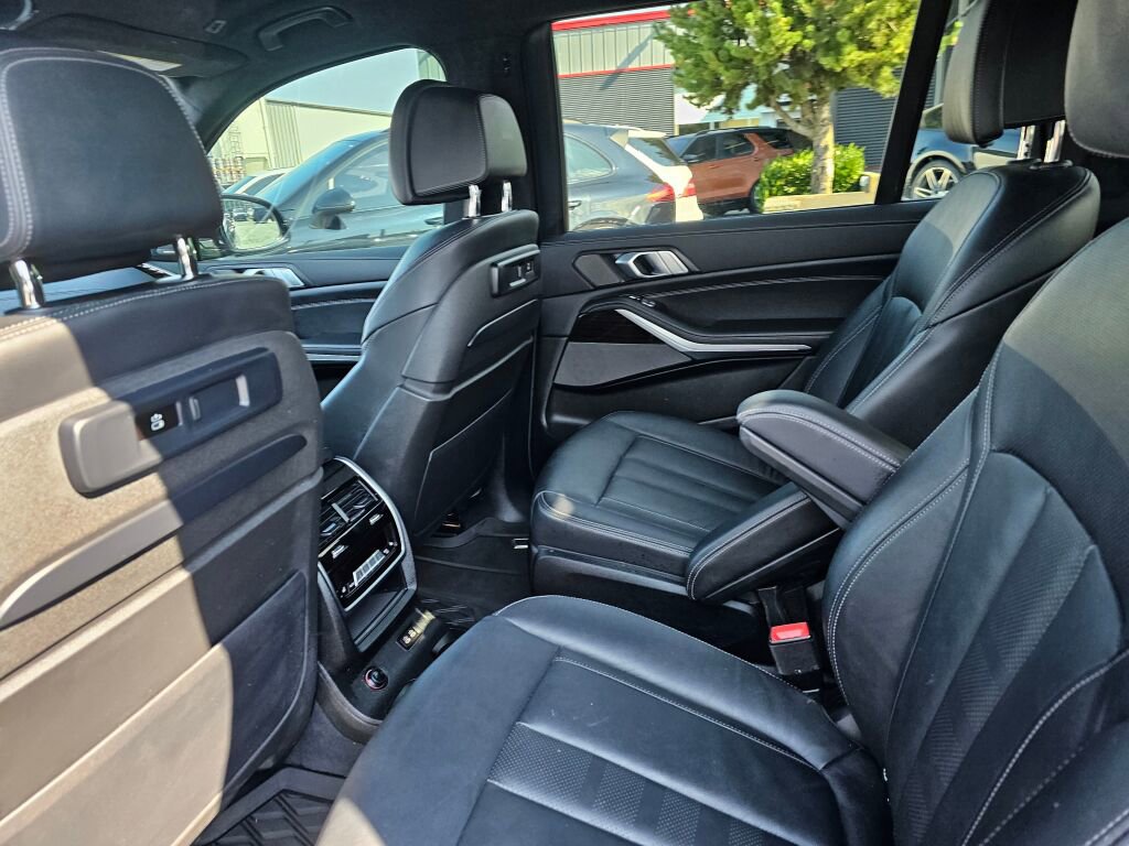 Used 2020 BMW X7 xDrive40i image 17