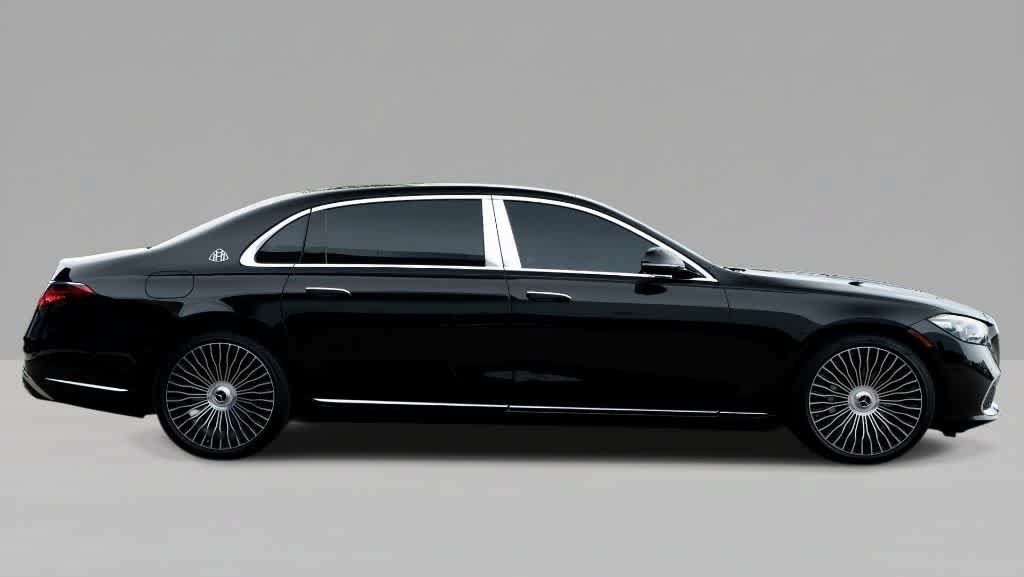 Used 2025 Mercedes-Benz Maybach S 580 4MATIC image 3