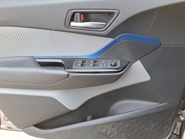 Used 2019 Toyota C-HR Limited image 16