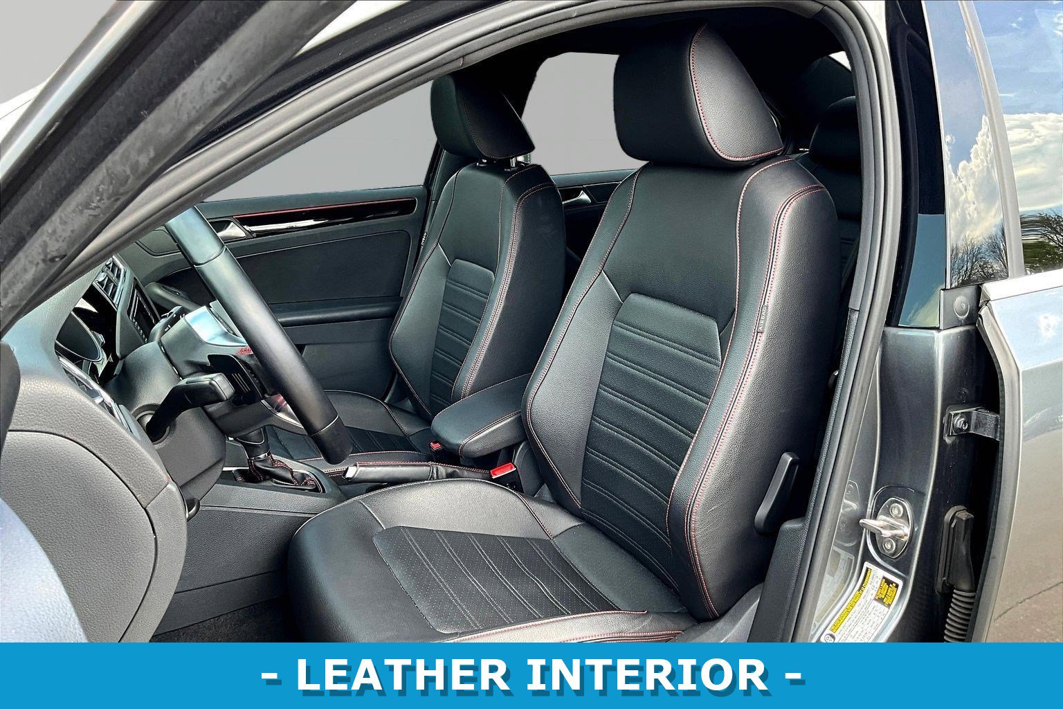 Used 2017 Volkswagen Jetta GLI image 23