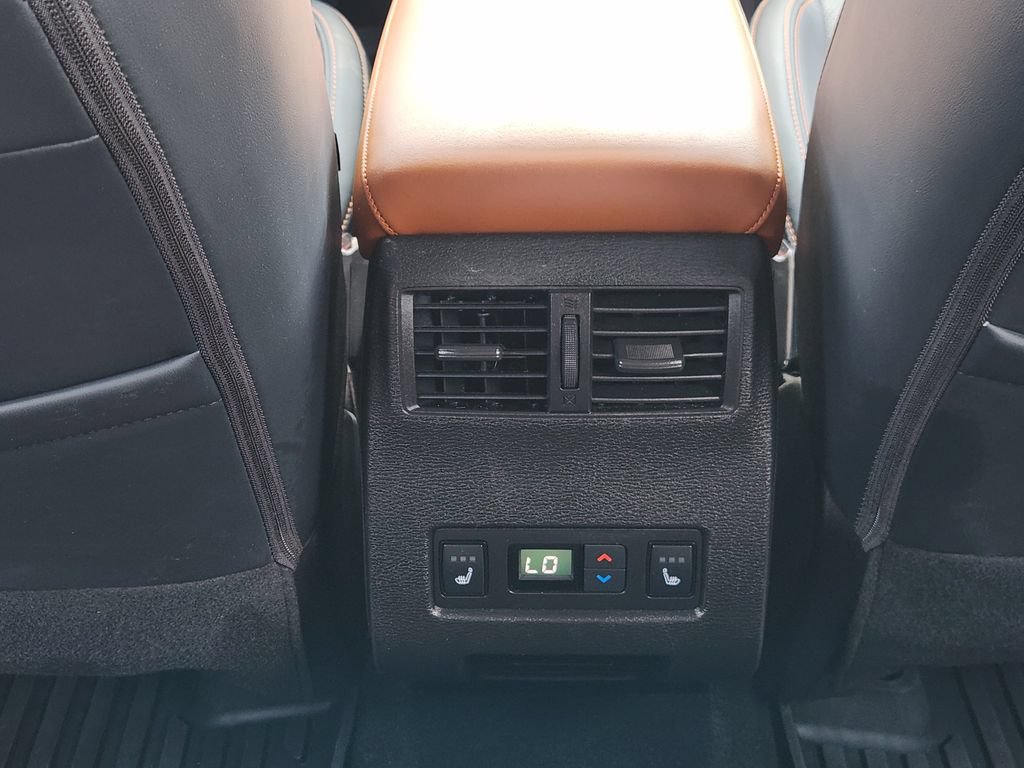Used 2024 Mitsubishi Outlander SEL FWD image 23
