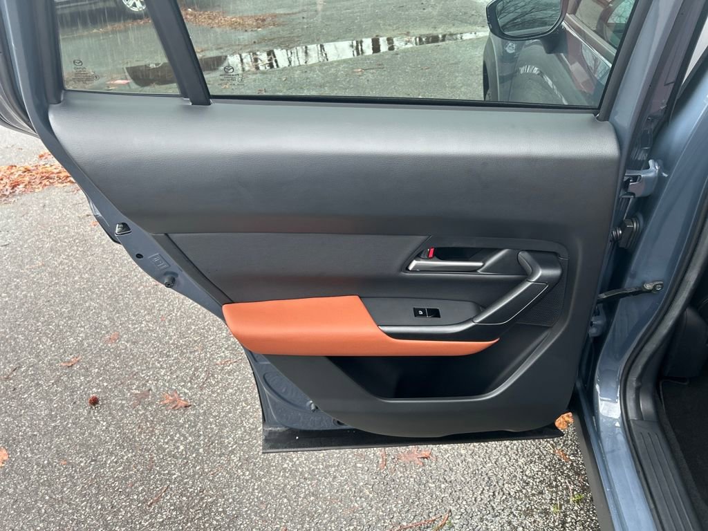 Used 2025 MAZDA CX-50 Meridian Edition image 26