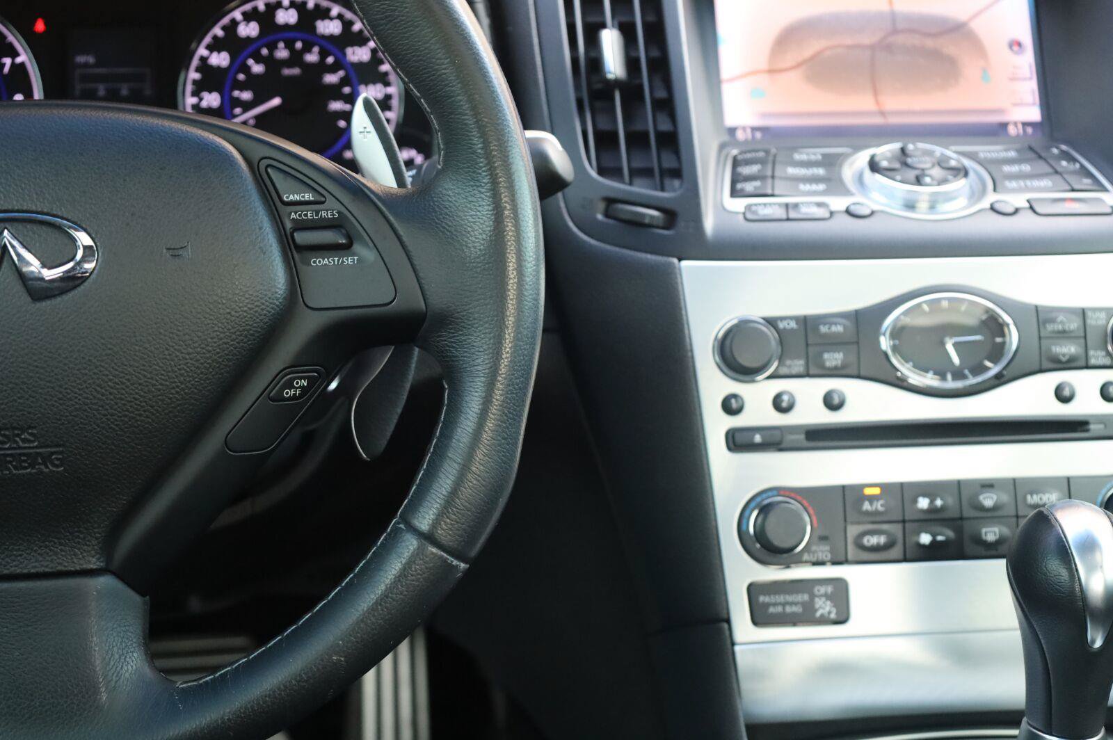 Used 2014 INFINITI Q60 Journey w/ Premium Package RWD image 26