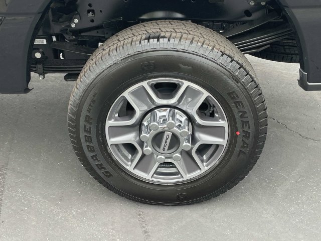 New 2026 Ford F350 Lariat AWD/4WD image 33