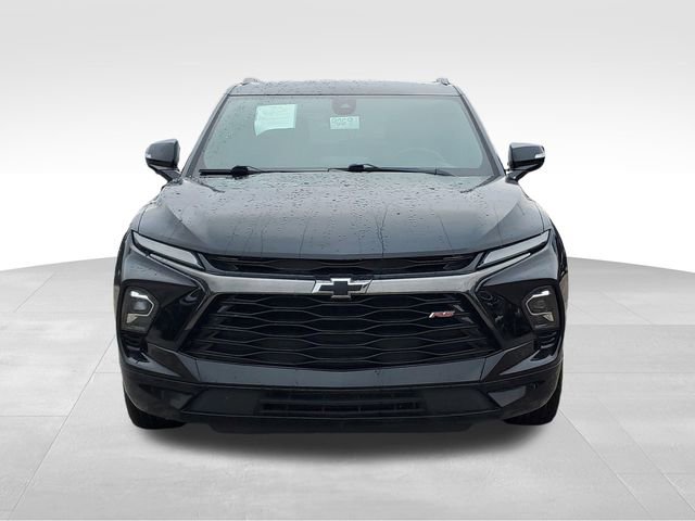 Used 2023 Chevrolet Blazer RS w/ Enhanced Convenience Package image 2