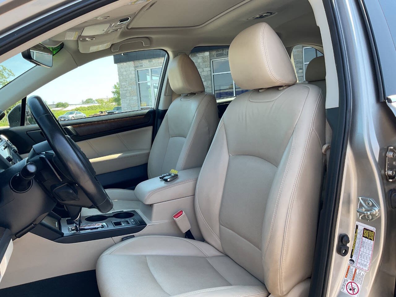 Used 2018 Subaru Outback 2.5i Limited AWD/4WD image 15