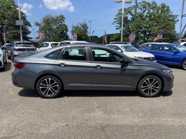 Used 2023 Volkswagen Jetta Sport FWD image 5