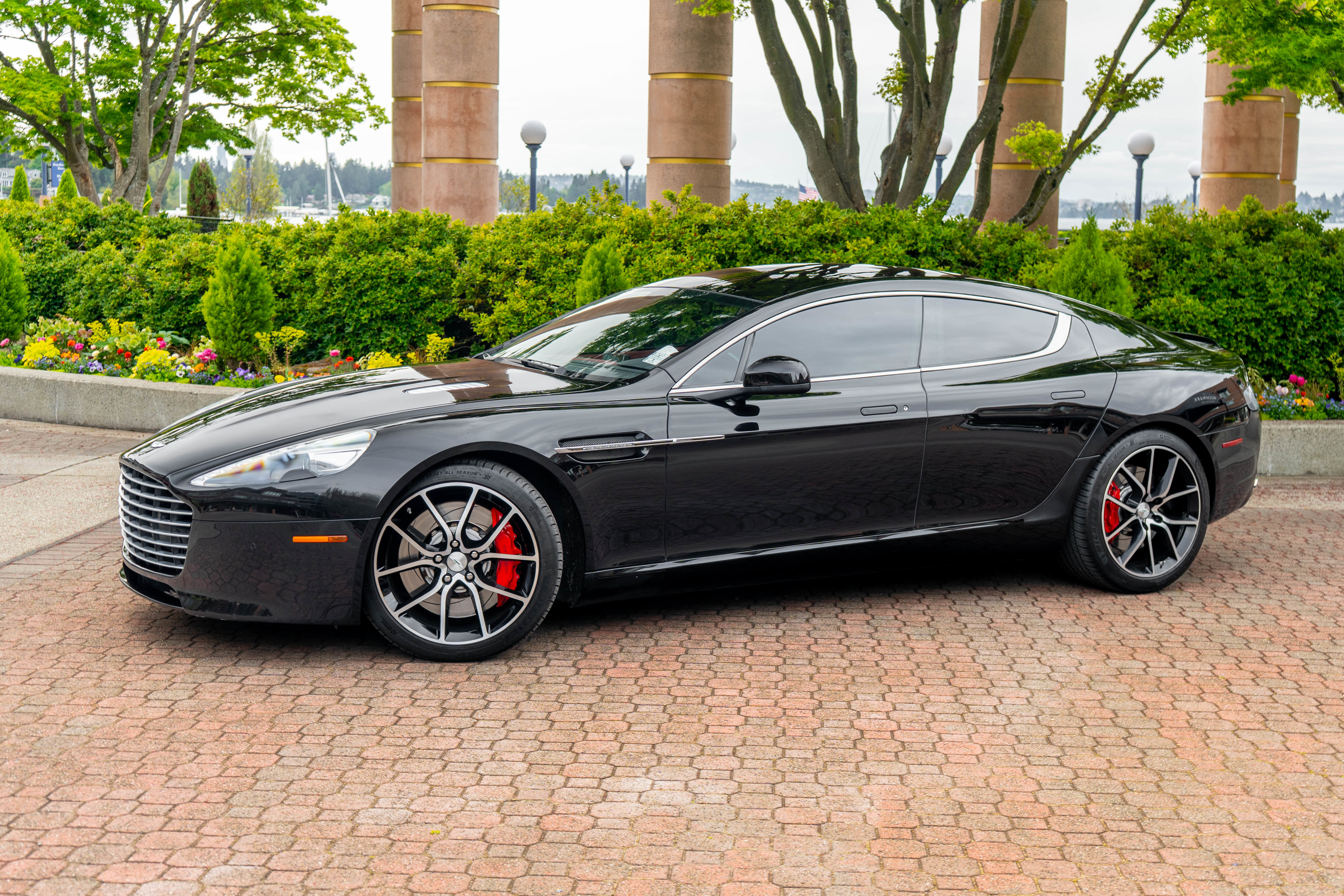 Used 2016 Aston Martin Rapide S RWD image 35
