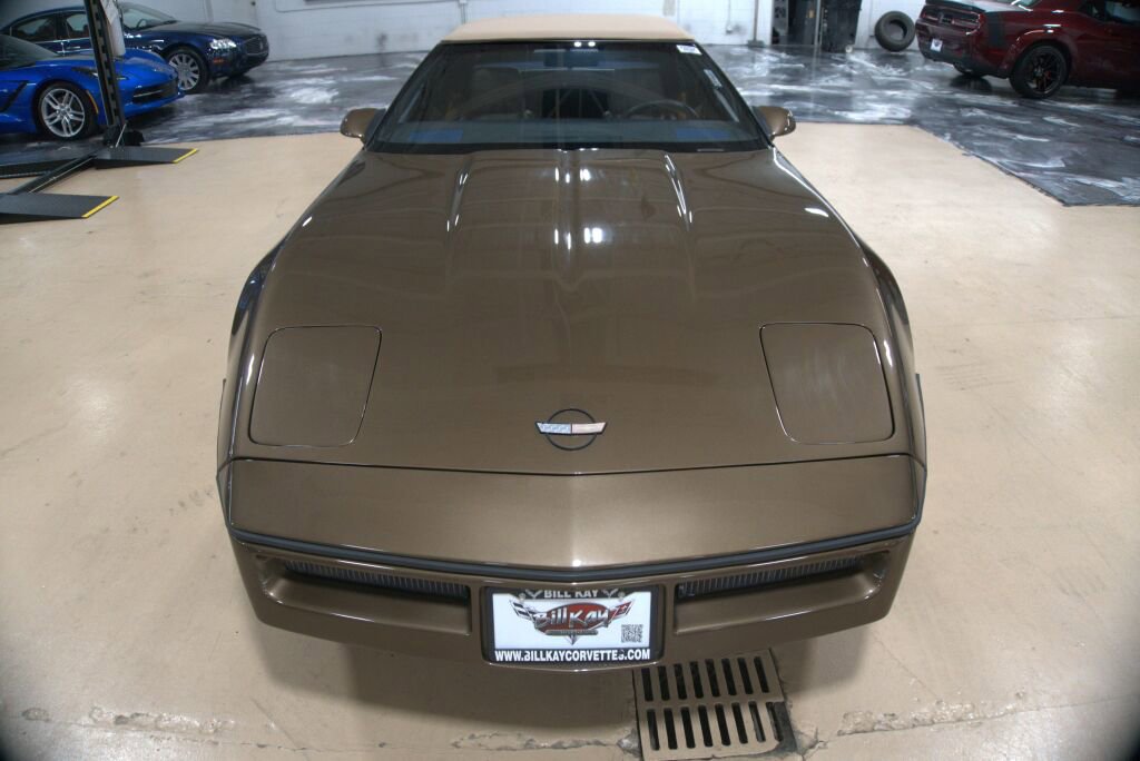 Used 1986 Chevrolet Corvette Convertible image 8