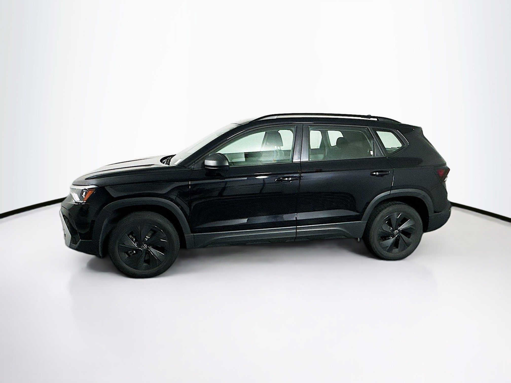 Used 2025 Volkswagen Taos S FWD image 4