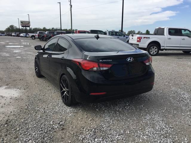 Used 2016 Hyundai Elantra SE image 5