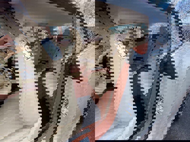 Used 2023 Bentley Continental GT image 34