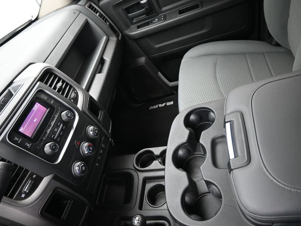 Used 2018 RAM 2500 Tradesman w/ Chrome Appearance Group image 18