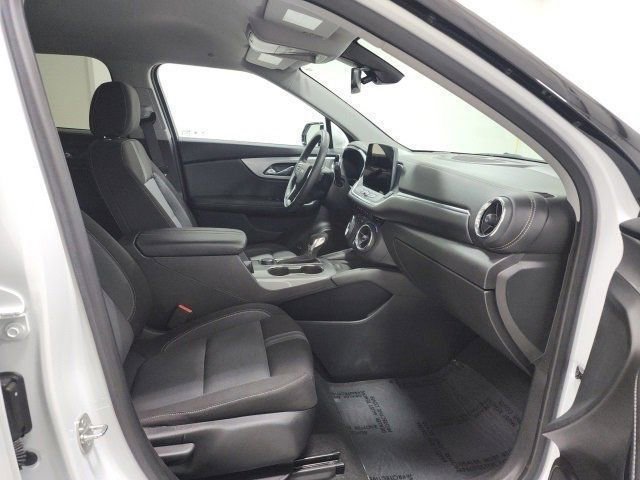 Used 2023 Chevrolet Blazer LT w/ Convenience Package FWD image 8