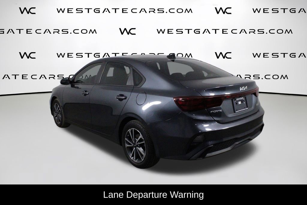 Used 2023 Kia Forte LXS w/ LXS Technology Package image 5