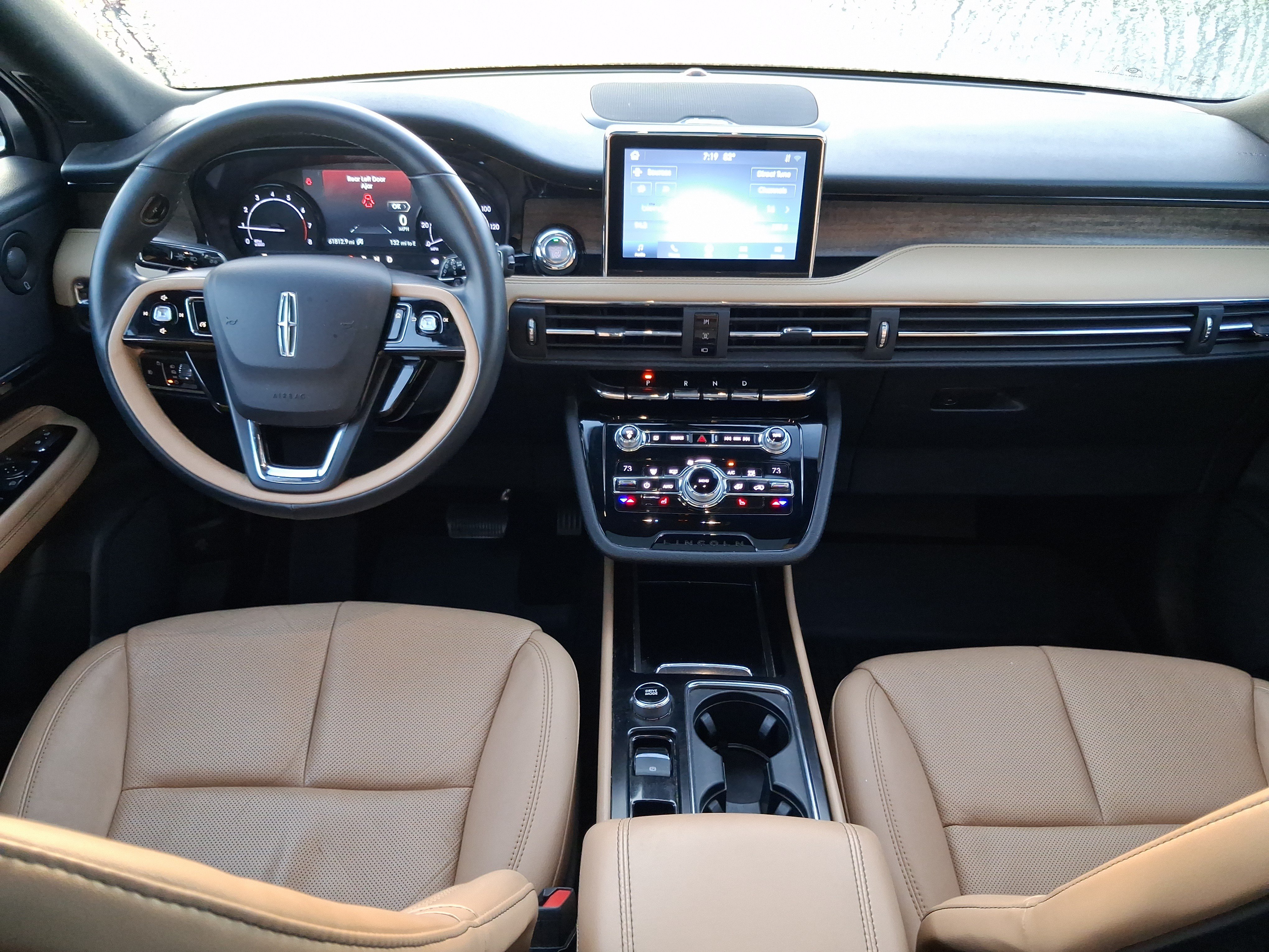 Used 2020 Lincoln Corsair Reserve FWD image 7