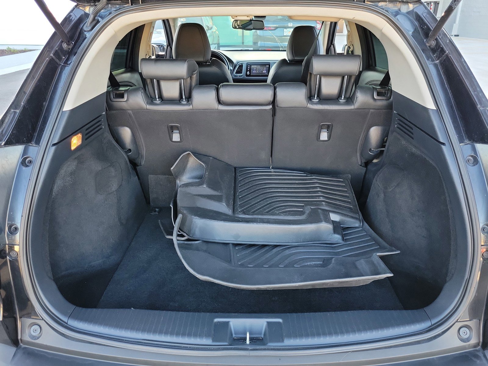 Used 2021 Honda HR-V EX-L image 31