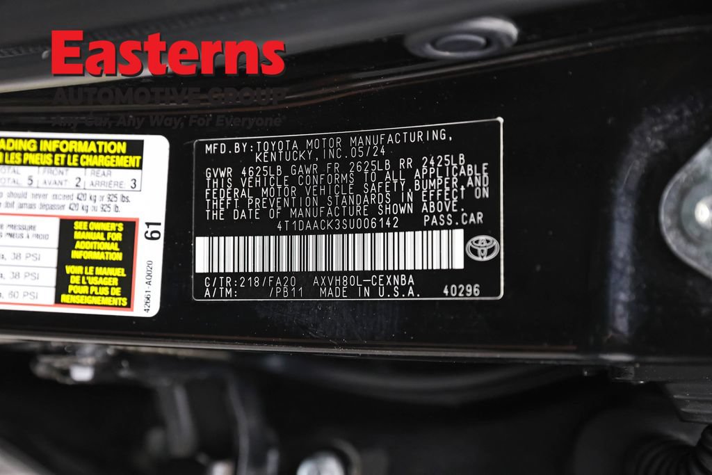 Used 2025 Toyota Camry LE FWD image 33