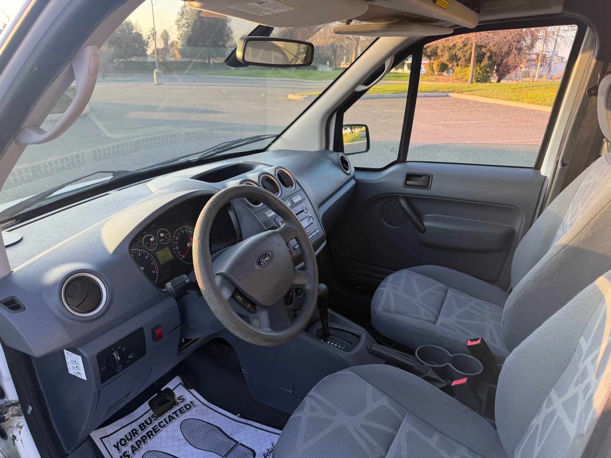 Used 2013 Ford Transit Connect XLT image 12