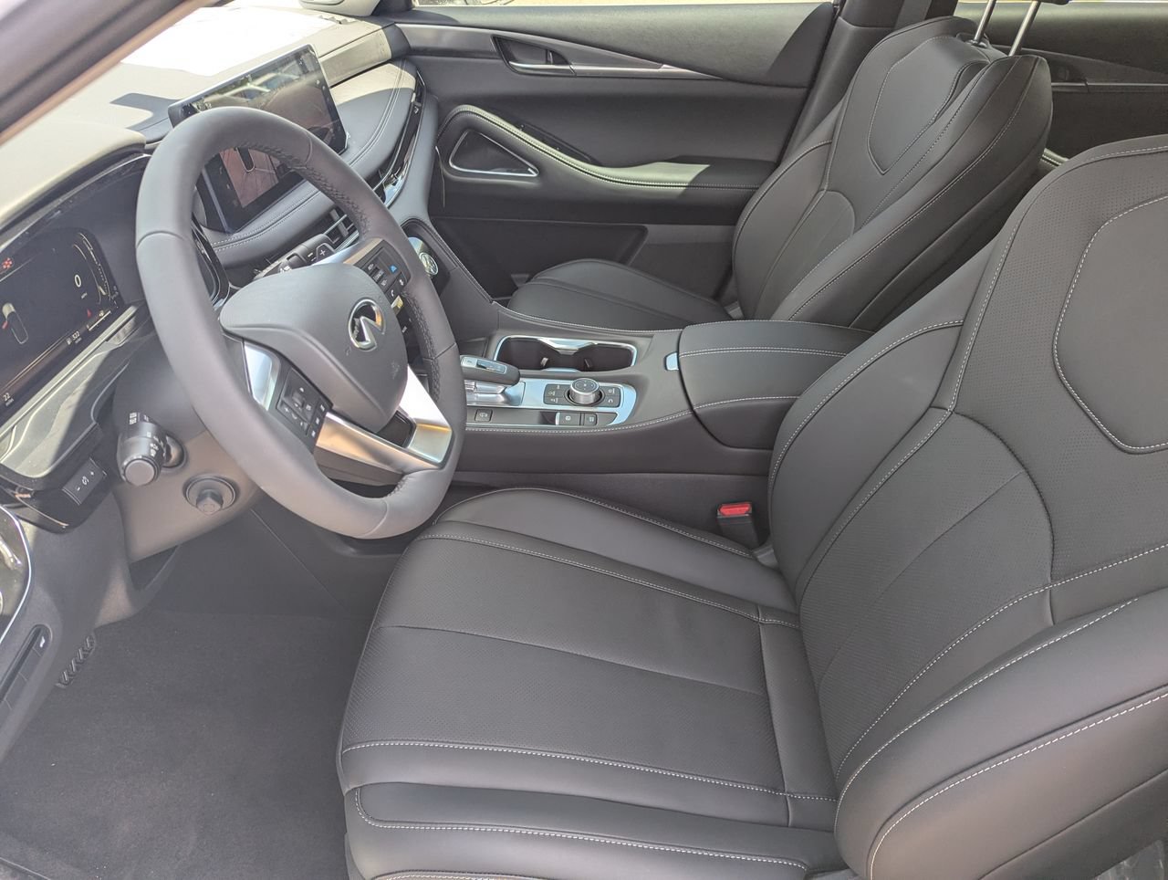 New 2027 INFINITI QX60 Luxe w/ Cargo Package AWD/4WD image 12
