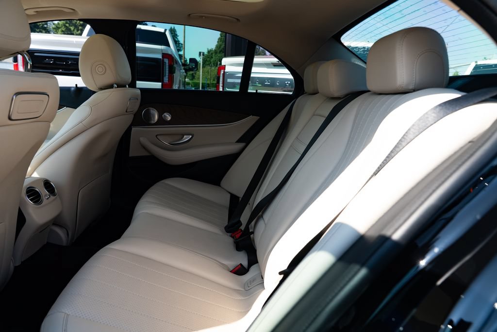 Used 2019 Mercedes-Benz E 300 image 20
