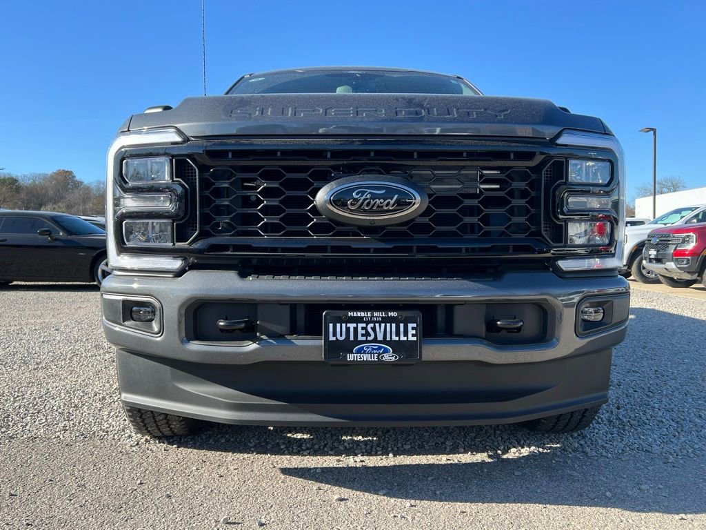 New 2026 Ford F350 XLT w/ XLT Premium Package image 3