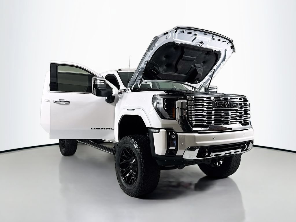 Used 2024 GMC Sierra 2500 Denali w/ Denali Reserve Package AWD/4WD image 29