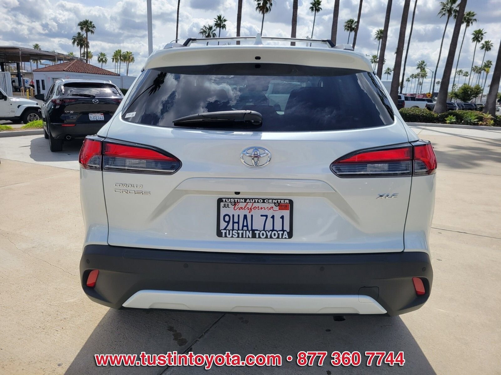 Certified 2023 Toyota Corolla Cross XLE FWD image 5