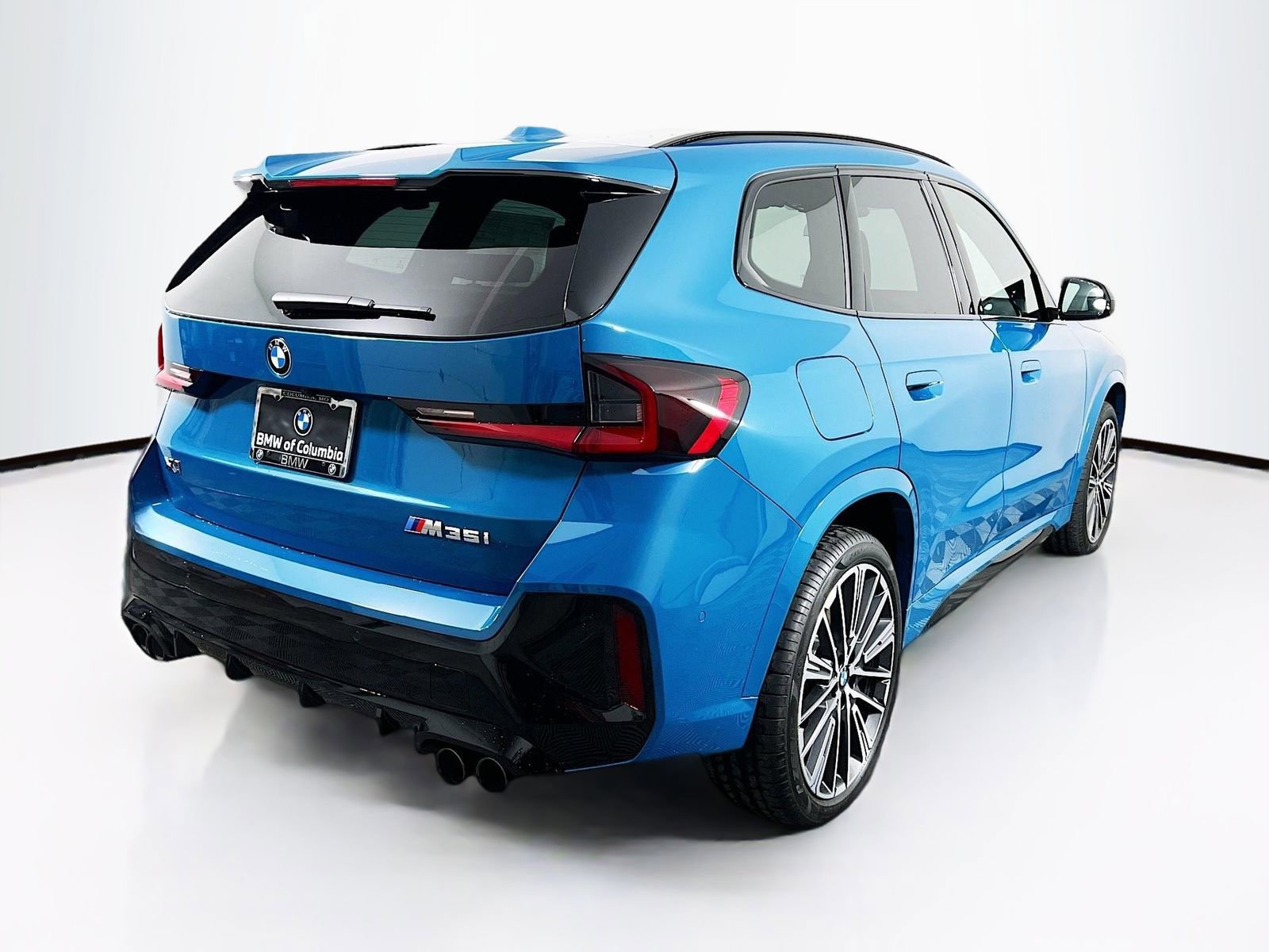 New 2025 BMW X1 M35i w/ Premium Package AWD/4WD image 7