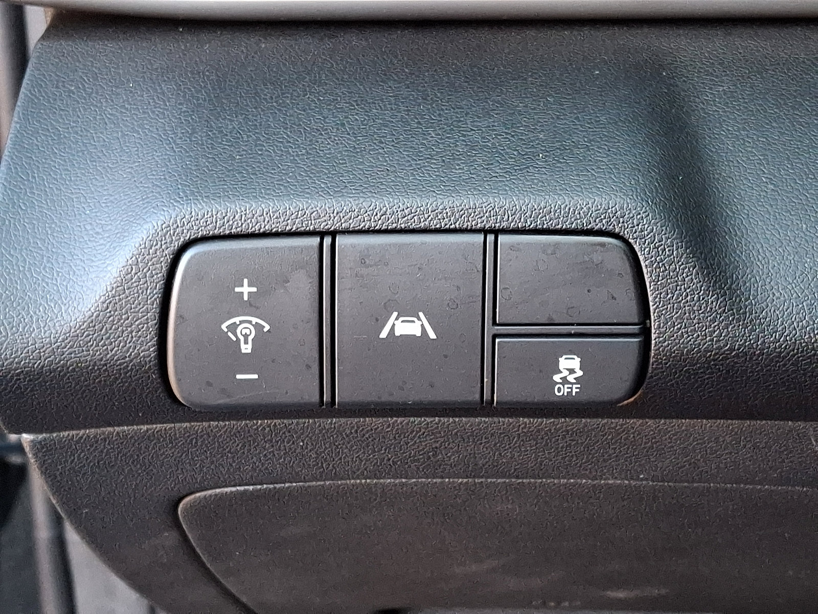 Certified 2023 Hyundai Elantra SEL w/ Cargo Package image 24