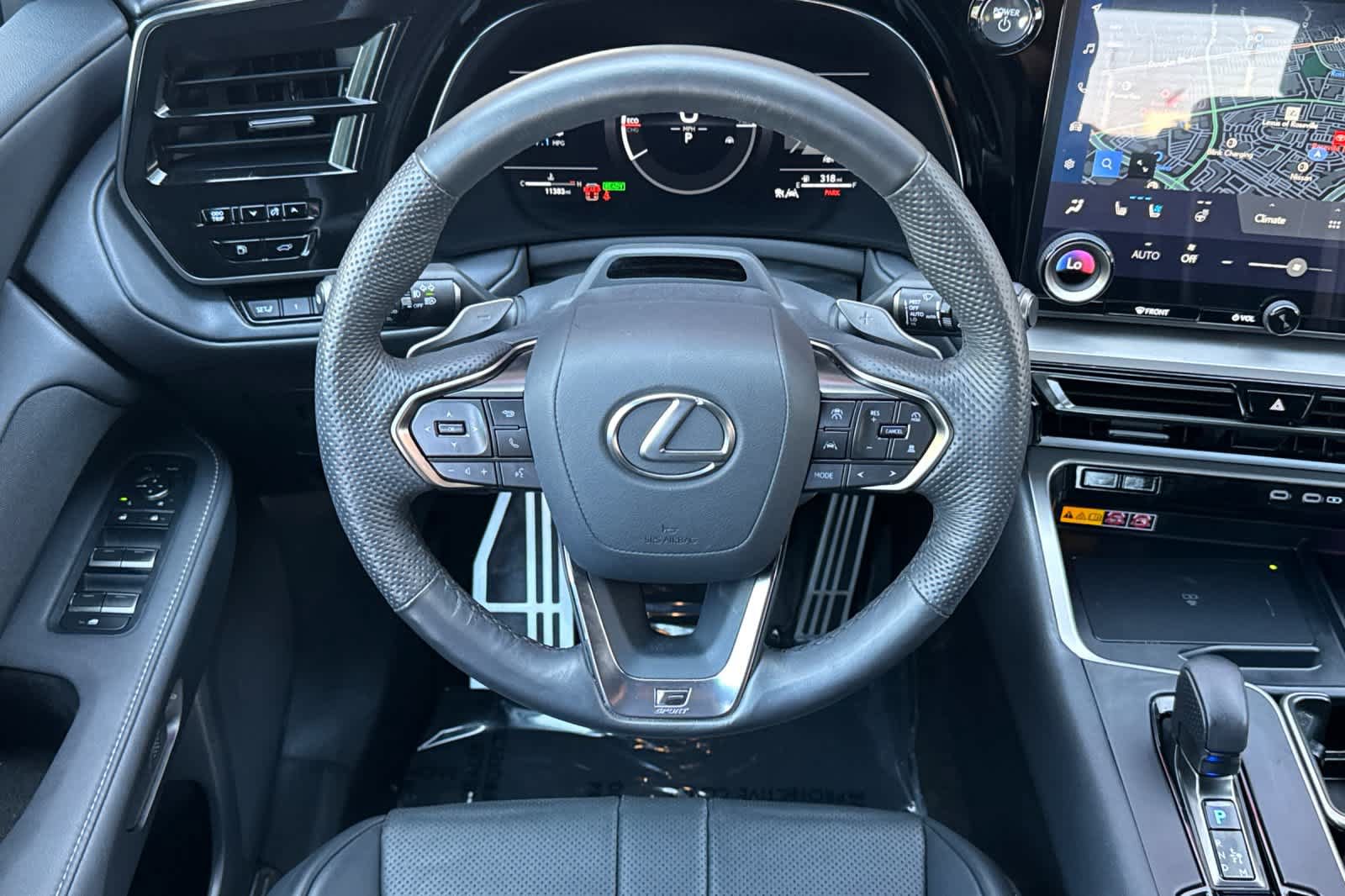 Used 2026 Lexus TX 500h AWD w/ Technology Package image 15
