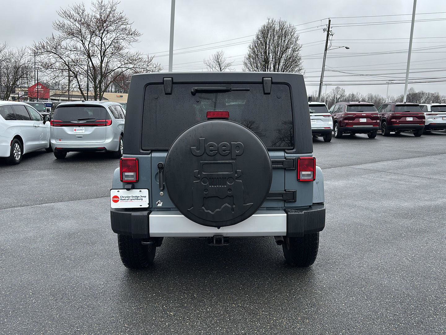 Used 2015 Jeep Wrangler Unlimited Sahara w/ Connectivity Group image 6