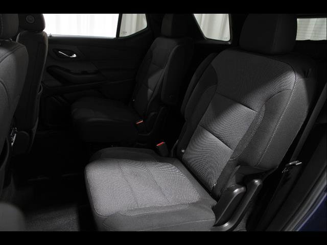 Used 2023 Chevrolet Traverse LT AWD/4WD image 19