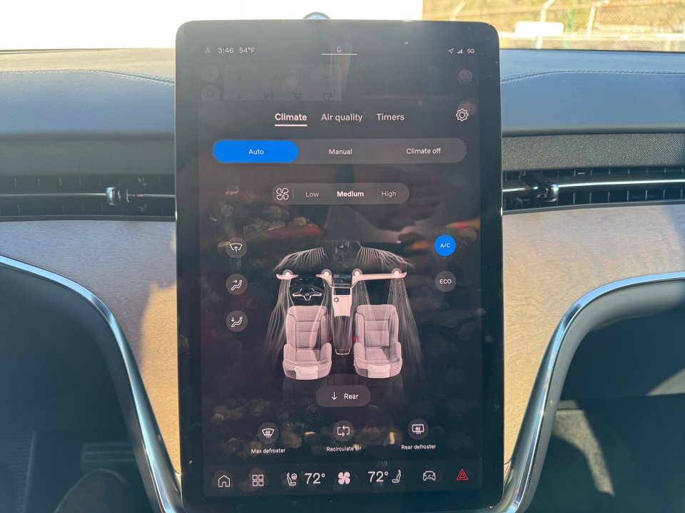 New 2025 Volvo EX90 Ultra image 18