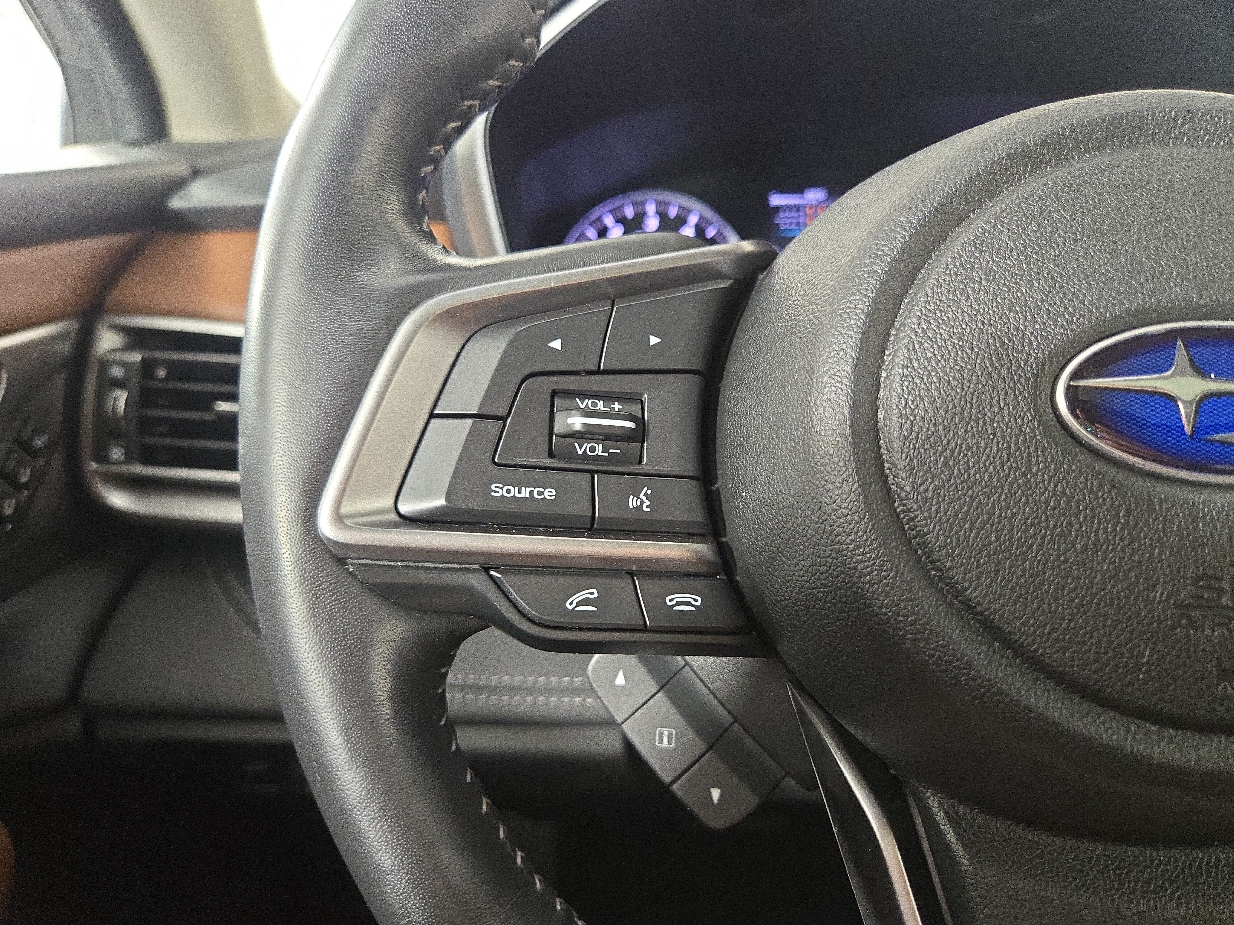 Used 2020 Subaru Outback Touring XT AWD/4WD image 15