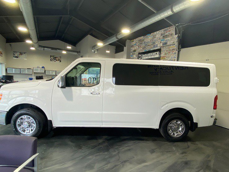 Used 2020 Nissan NV 3500 SV image 4