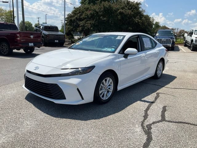 Used 2025 Toyota Camry LE