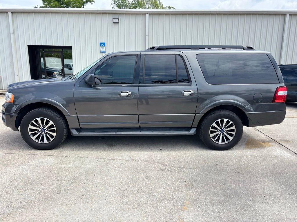 Used 2016 Ford Expedition EL XLT image 2