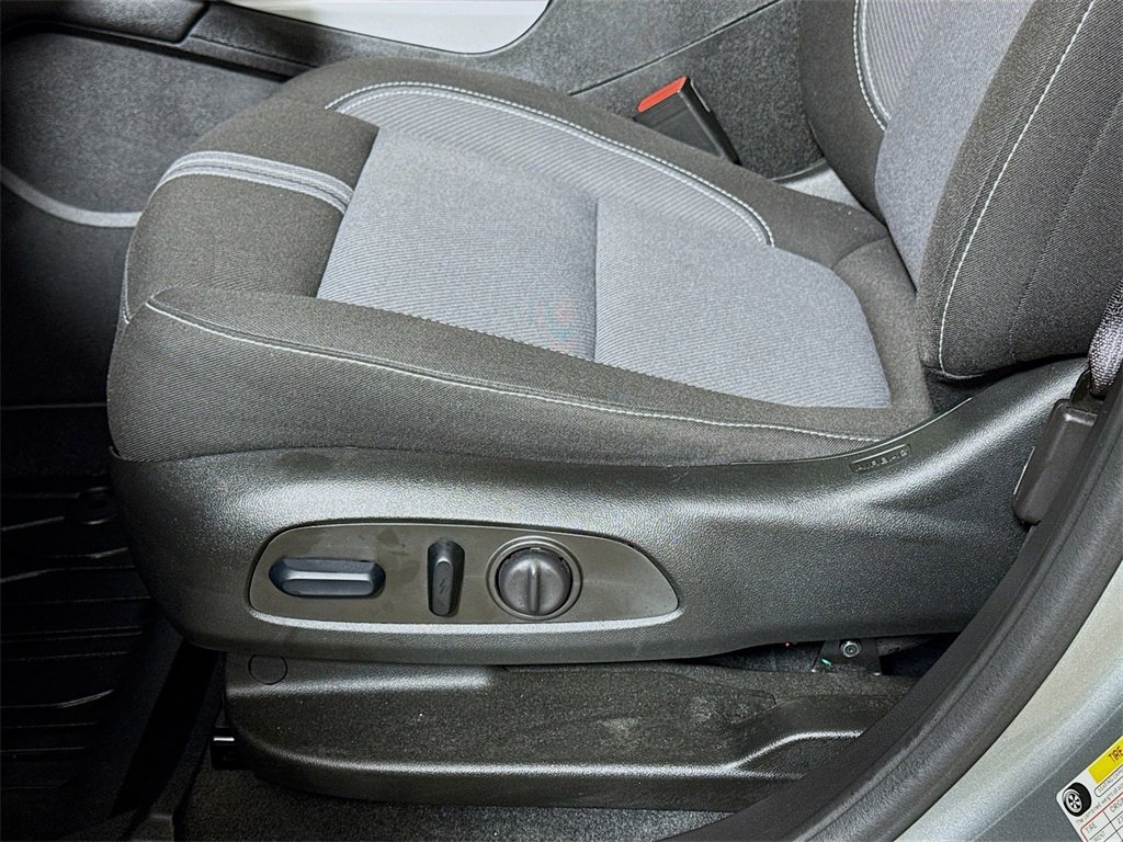 Certified 2023 Chevrolet Blazer LT w/ Convenience Package image 16