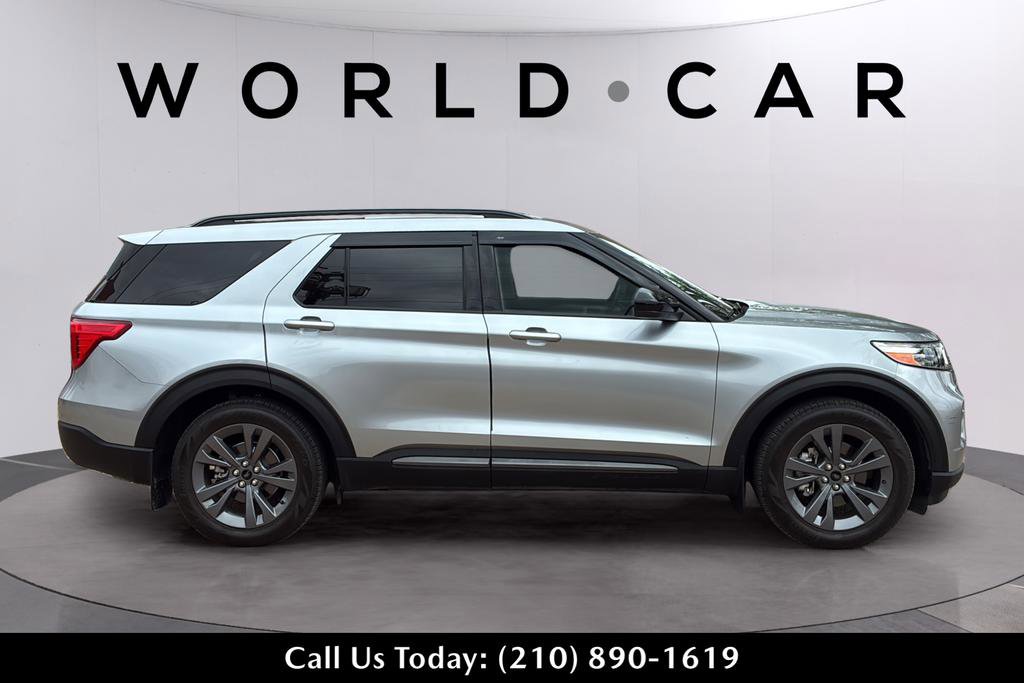 Used 2022 Ford Explorer XLT w/ Equipment Group 202A image 15