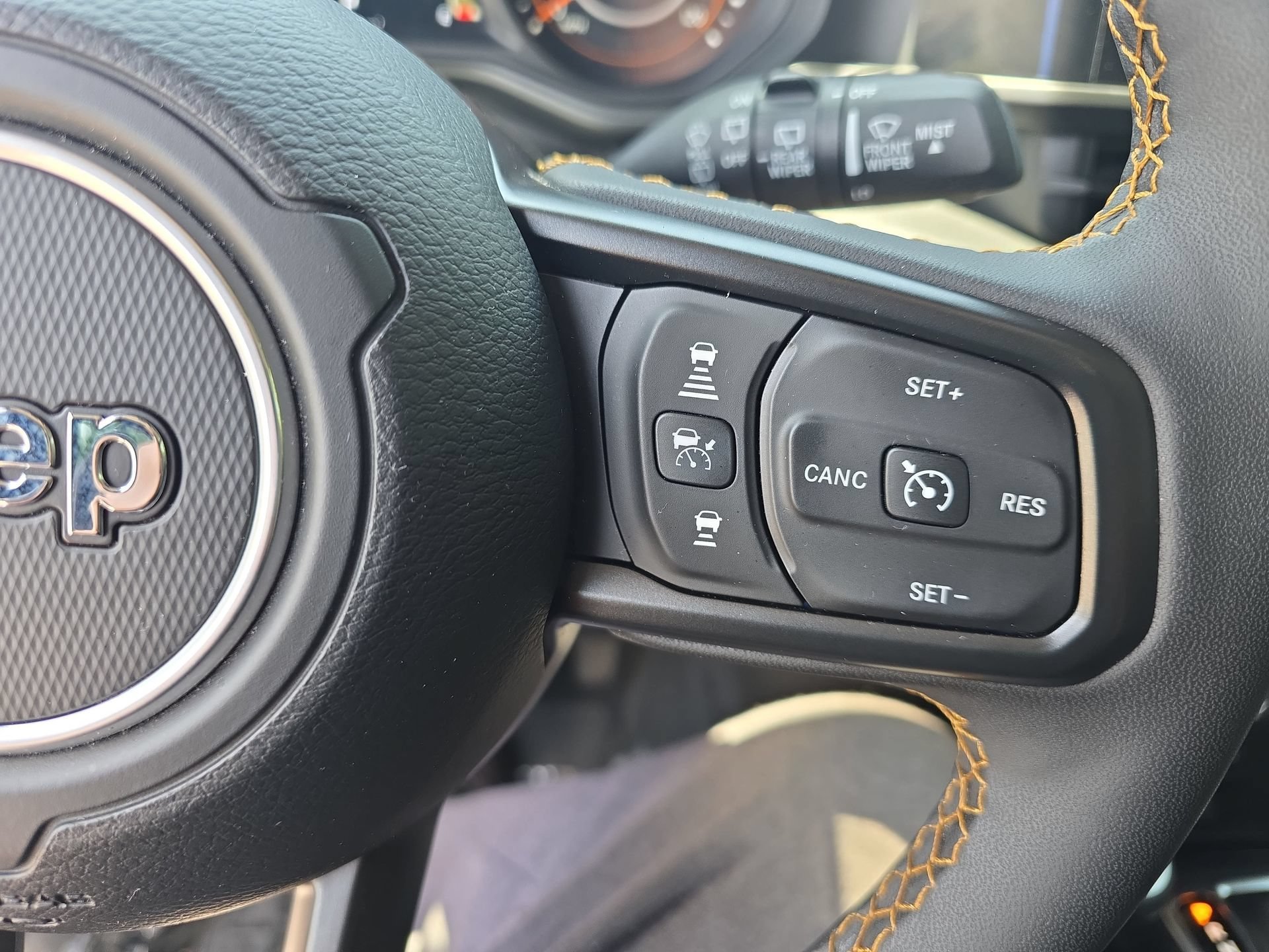 Used 2024 Jeep Wrangler Unlimited Sport AWD/4WD image 17