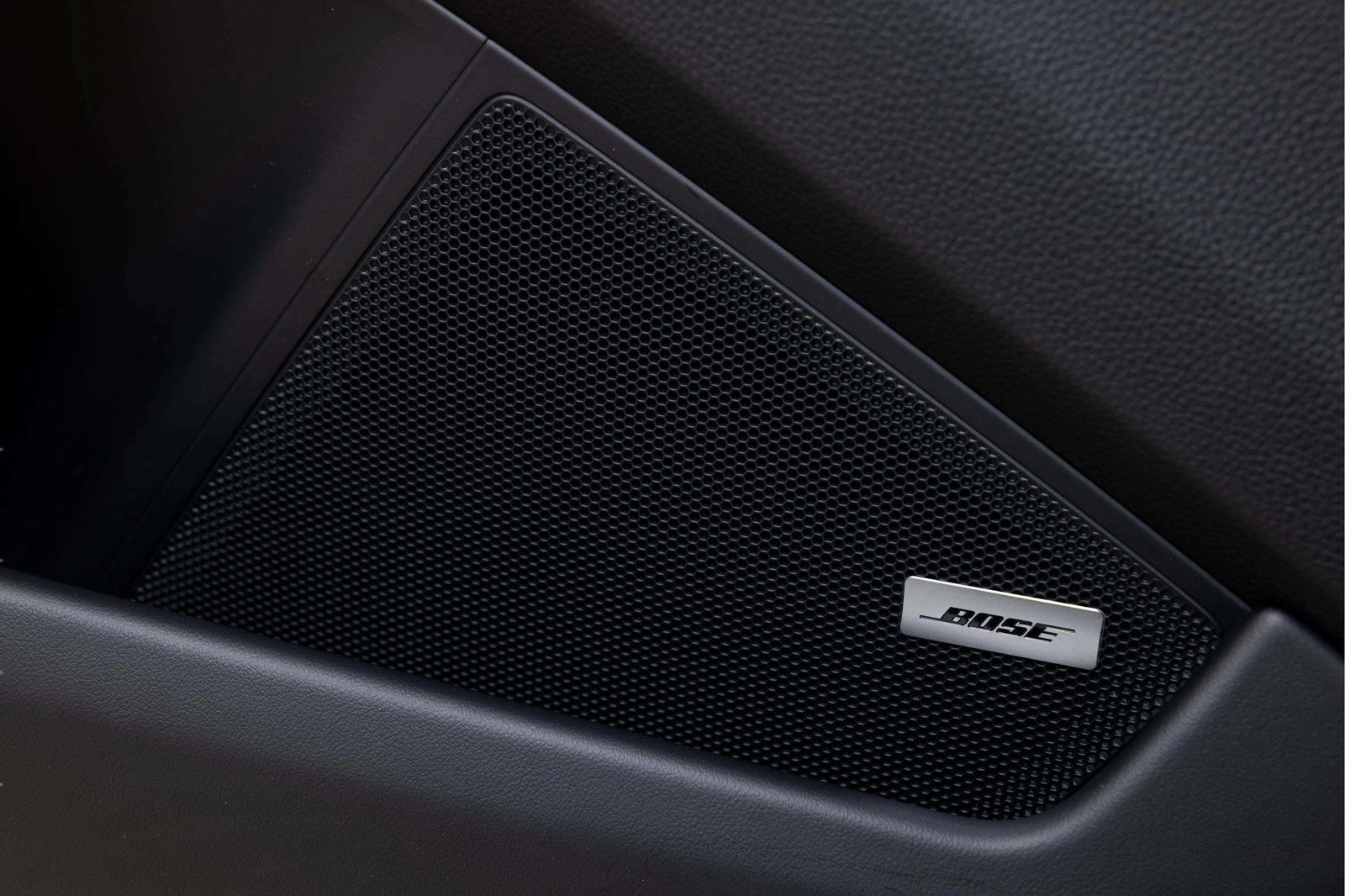 Used 2025 Porsche 911 Carrera image 25